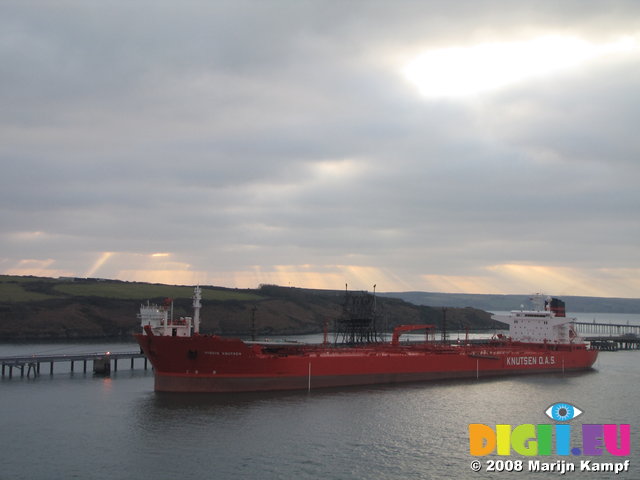 SX01173 Oil tanker Knutsen O.A.S. mored in Milford haven